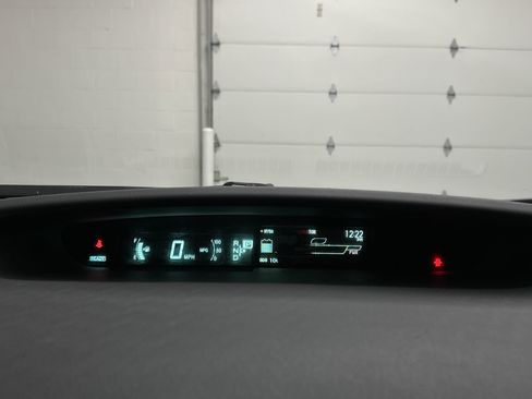 Used 2015 Toyota Prius Four image 22