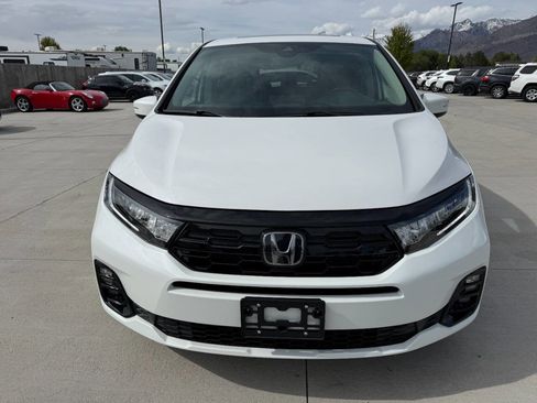 Used 2026 Honda Odyssey Elite image 8