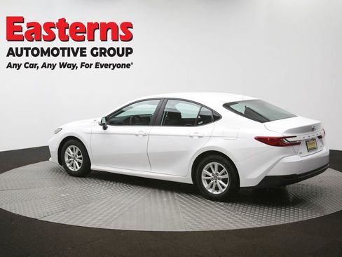 Used 2025 Toyota Camry LE FWD image 62