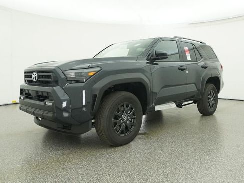New 2026 Toyota 4Runner SR5 image 17