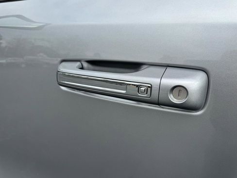 Used 2021 RAM 1500 Laramie w/ Laramie Southwest Edition image 13