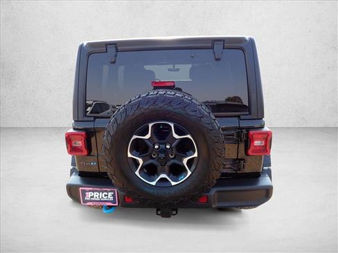 Used 2023 Jeep Wrangler Unlimited Rubicon 4xe w/ Cold Weather Group AWD/4WD image 3