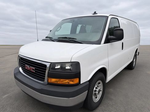 Used 2019 GMC Savana 2500 w/ Driver Convenience Package RWD image 1