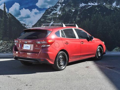 Used 2023 Subaru Impreza 2.0i image 3