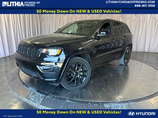 Used 2018 Jeep Grand Cherokee Altitude AWD/4WD video 1