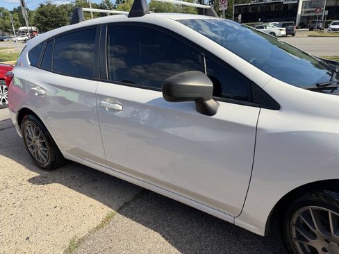 Used 2019 Subaru Impreza 2.0i AWD/4WD image 14
