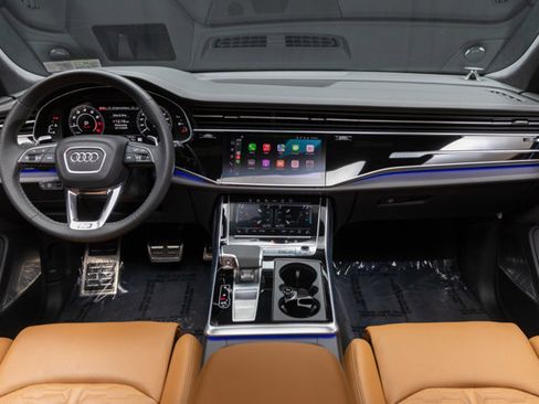 Used 2025 Audi RS Q8 performance image 3