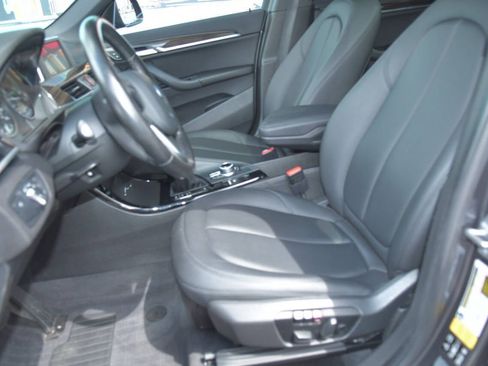 Used 2016 BMW X1 xDrive28i w/ Premium Package AWD/4WD image 18