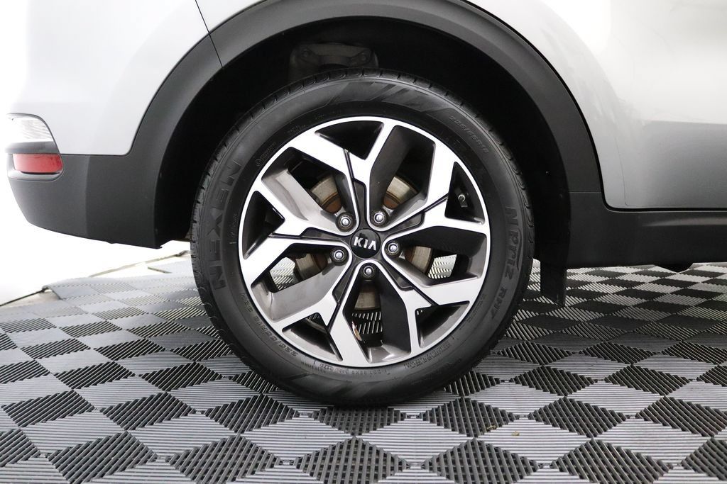 Used 2021 Kia Sportage EX AWD/4WD image 4