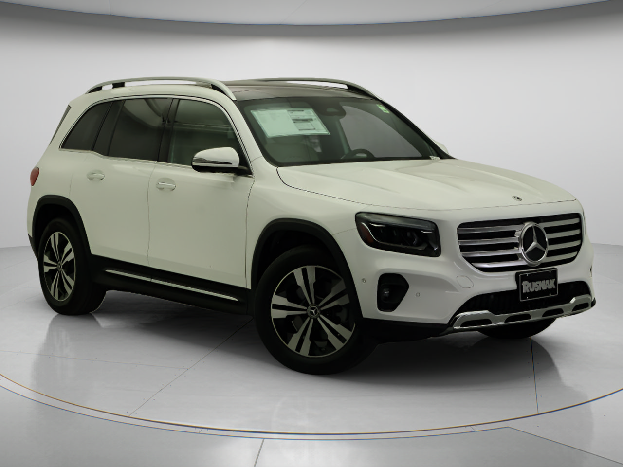 New 2026 Mercedes-Benz GLB 250 image 1