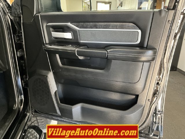 Used 2022 RAM 2500 Lone Star w/ Night Edition AWD/4WD image 38
