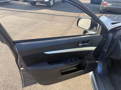 Used 2013 Subaru Legacy 2.5i Premium image 16