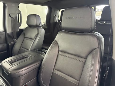 Used 2022 GMC Sierra 1500 Denali w/ Denali Premium Package AWD/4WD image 12