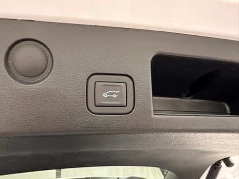 New 2026 Chevrolet Equinox LT FWD image 21