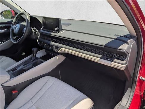 Used 2023 Honda Accord LX image 20