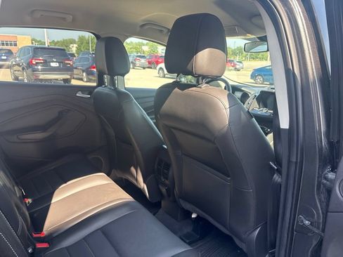 Used 2016 Ford Escape Titanium w/ Equipment Group 301A AWD/4WD image 29