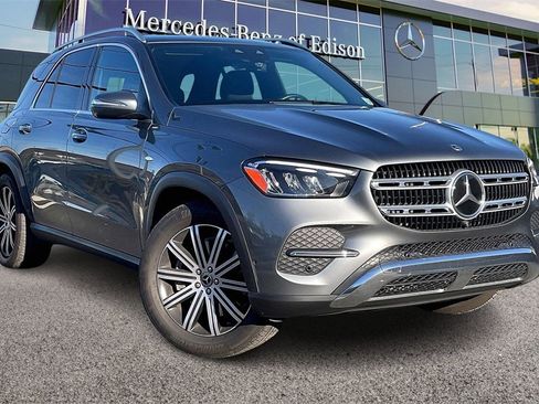 Certified 2025 Mercedes-Benz GLE 450e 4MATIC image 1