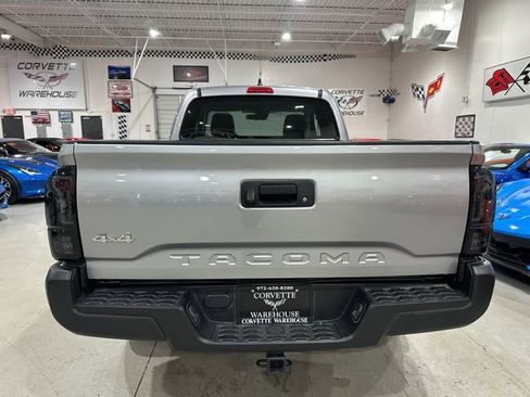 Used 2021 Toyota Tacoma SR image 8
