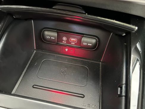 Used 2019 Kia Sorento SX image 42