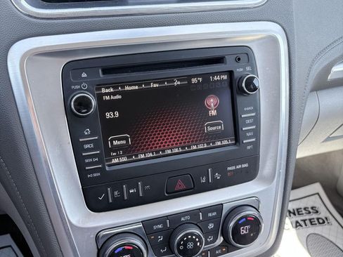 Used 2017 GMC Acadia Limited SLT AWD/4WD image 12