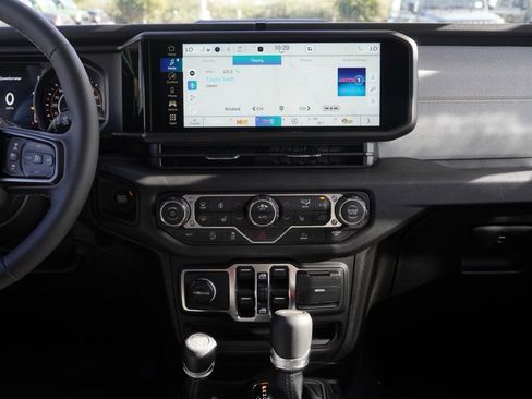 New 2026 Jeep Wrangler Unlimited Sport image 25