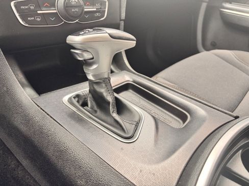 Used 2018 Dodge Charger R/T image 38