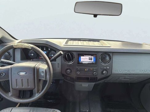 Used 2015 Ford F250 XL image 9