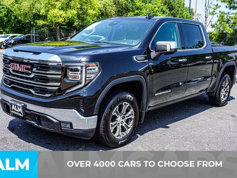 Used 2025 GMC Sierra 1500 SLT AWD/4WD image 2
