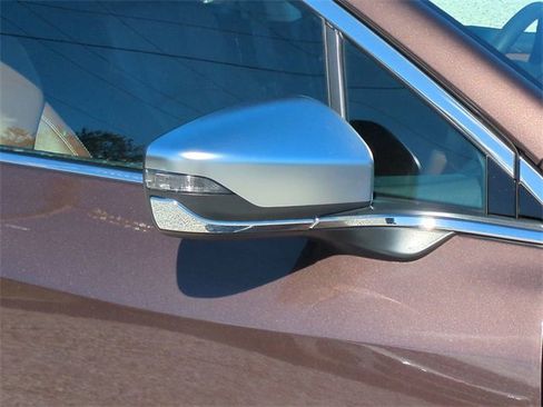 Used 2020 Subaru Outback Touring XT image 12