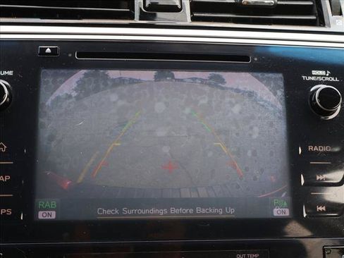 Used 2018 Subaru Outback 3.6R Limited AWD/4WD image 19