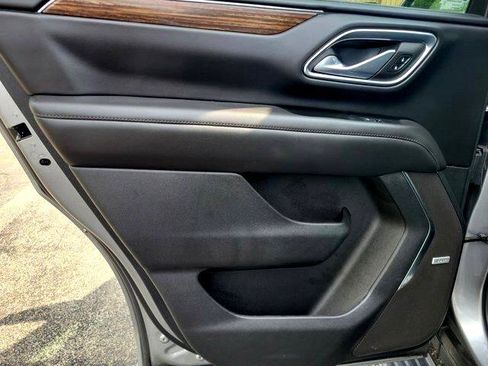 Used 2024 Chevrolet Tahoe High Country w/ Premium Package image 11