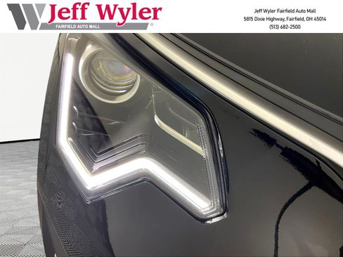 New 2026 Kia Niro LX FWD image 8