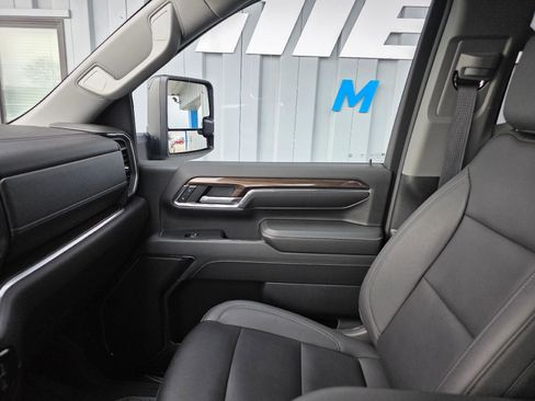 Used 2024 Chevrolet Silverado 2500 LT w/ All Star Edition image 20