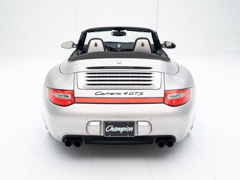 Used 2012 Porsche 911 Carrera 4 GTS image 10