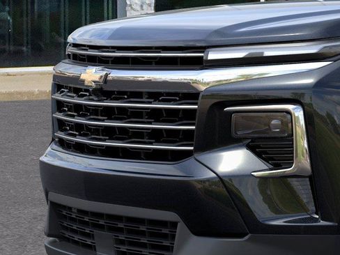 New 2027 Chevrolet Traverse LT FWD image 13
