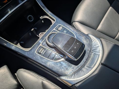 Used 2016 Mercedes-Benz C 300 4MATIC Sedan image 27