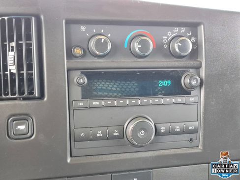 Used 2025 Chevrolet Express 2500 w/ Driver Convenience Package RWD image 19