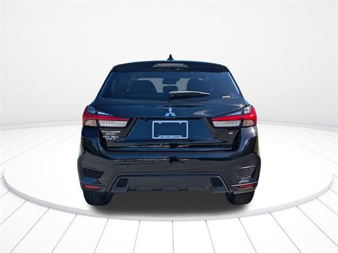 New 2025 Mitsubishi Outlander Sport SE image 4