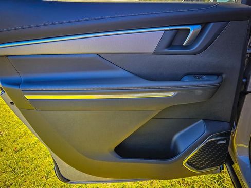 New 2026 Buick Enclave Sport Touring w/ Power Package image 34