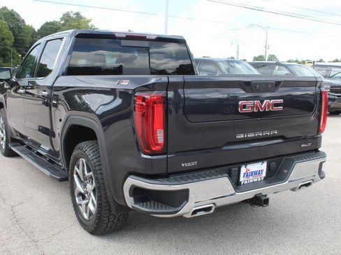 Used 2023 GMC Sierra 1500 SLT w/ SLT Premium Plus Package AWD/4WD image 11