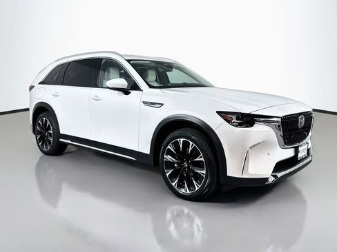 Used 2024 MAZDA CX-90 Plug-In Hybrid w/ Premium Plus AWD/4WD image 4
