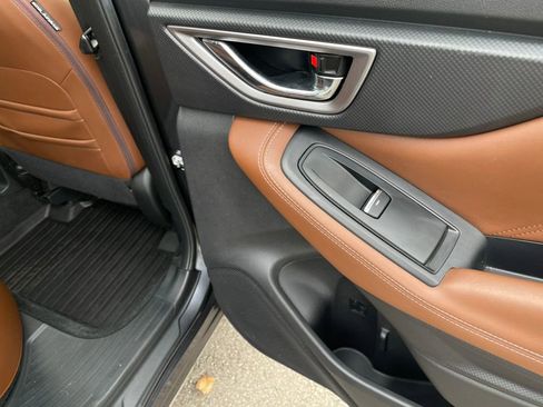 Used 2019 Subaru Forester Touring image 19