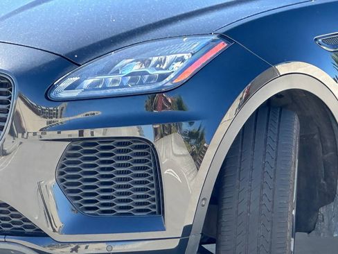 Used 2019 Jaguar E-PACE R-Dynamic SE image 7