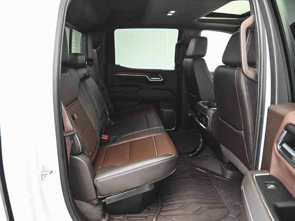 Used 2024 GMC Sierra 1500 Denali w/ Denali Reserve Package AWD/4WD image 31