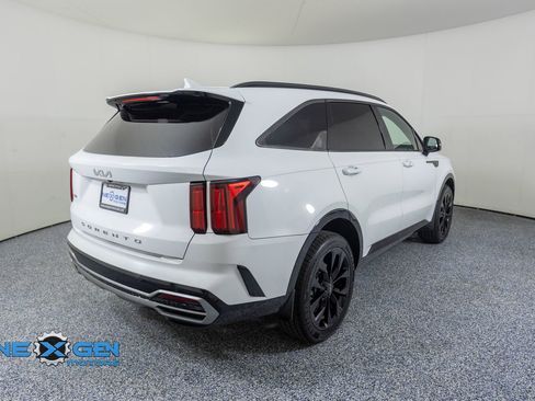 Used 2022 Kia Sorento SX AWD/4WD image 7