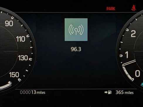 New 2026 Land Rover Defender 110 X-Dynamic SE AWD/4WD image 10
