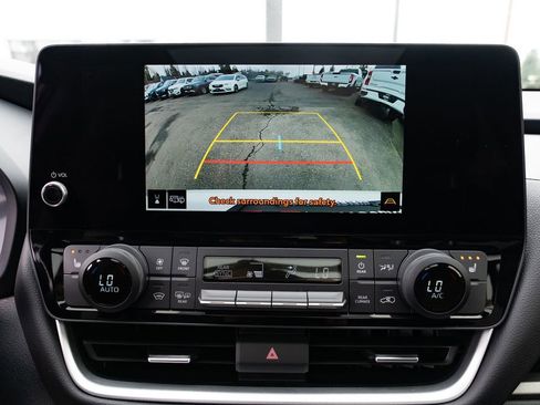 Used 2024 Toyota Grand Highlander AWD Hybrid image 15