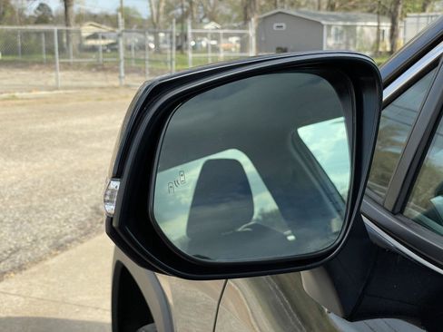 Used 2024 Toyota RAV4 LE image 29