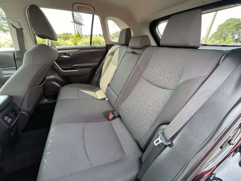 Used 2024 Toyota RAV4 XLE FWD image 12