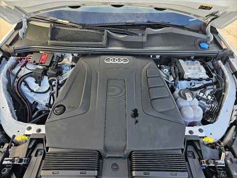 New 2026 Audi Q7 2.0T Premium image 8